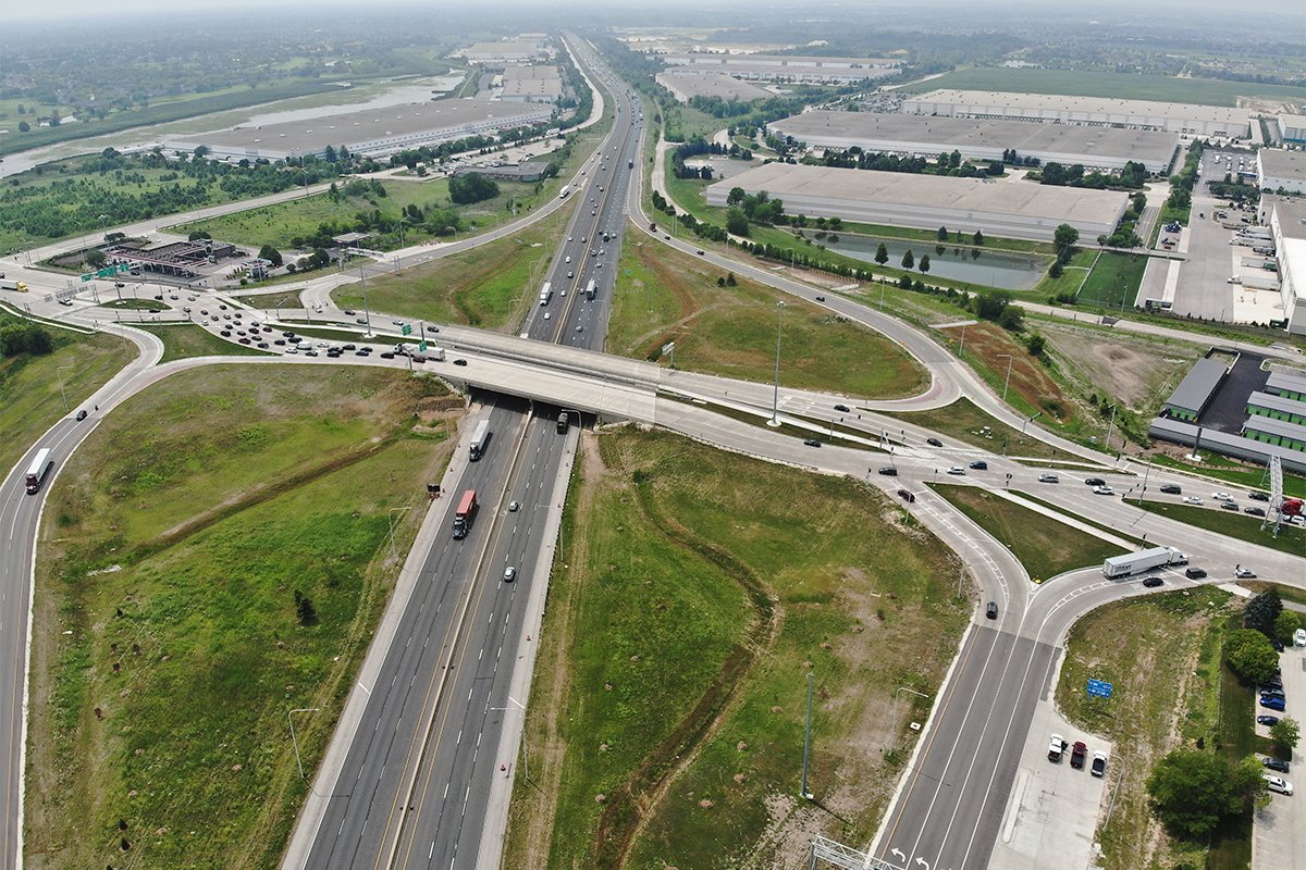 Weber Road Corridor, IL - Three Benesch Projects Honored by ACEC Illinois, Weber Road Named Lincoln Grand